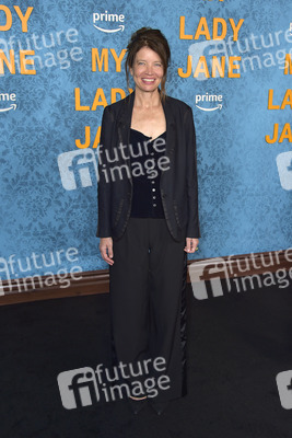 Serienpremiere 'My Lady Jane' in Los Angeles