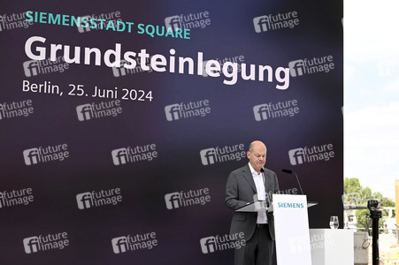 Olaf Scholz bei Siemens in Berlin