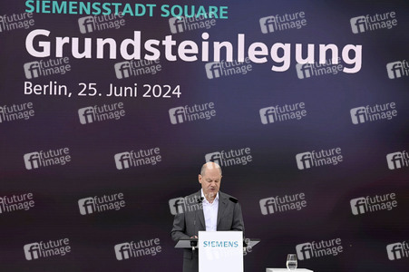 Olaf Scholz bei Siemens in Berlin