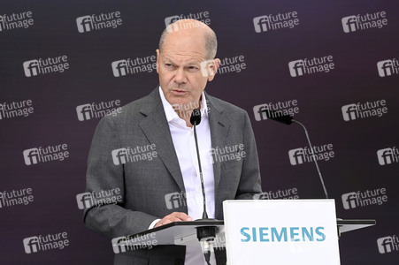 Olaf Scholz bei Siemens in Berlin