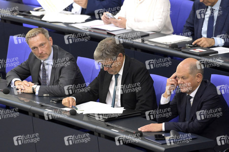 177. Sitzung des Deutschen Bundestages in Berlin