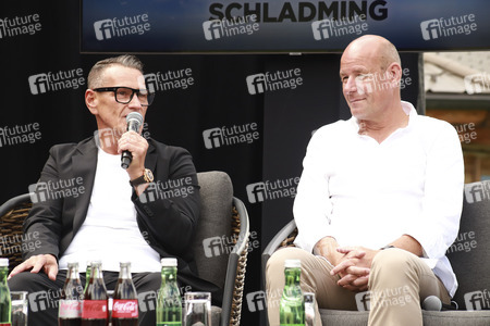 Pressekonferenz mit Sting, Bryan Adams und Simply Red in Schladming