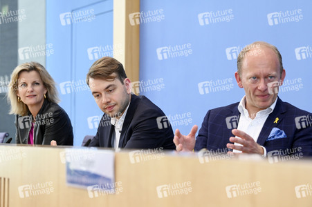 Bundespressekonferenz Israel Survey 2024 in Berlin