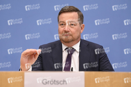 Bundespressekonferenz Bericht des Polizeibeauftragten des Bundes im Deutschen Bundestag in Berlin