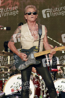 Konzert von Peter Maffay mit Band und Gästen in München