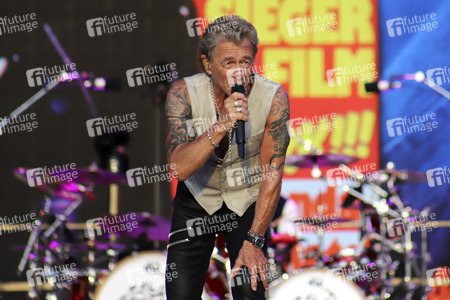 Konzert von Peter Maffay mit Band und Gästen in München