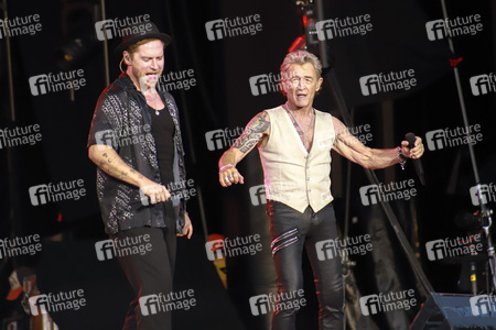 Konzert von Peter Maffay mit Band und Gästen in München