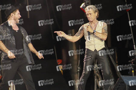 Konzert von Peter Maffay mit Band und Gästen in München