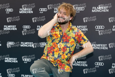Festivaleröffnung mit Filmpremiere 'Zwei zu eins', Filmfest München 2024