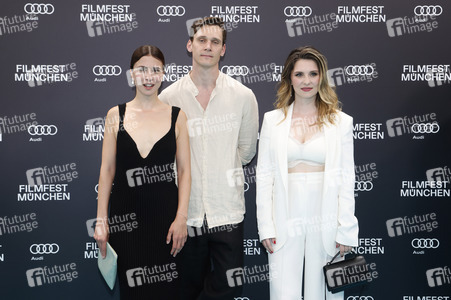 Festivaleröffnung mit Filmpremiere 'Zwei zu eins', Filmfest München 2024