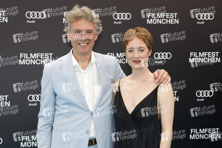 Festivaleröffnung mit Filmpremiere 'Zwei zu eins', Filmfest München 2024