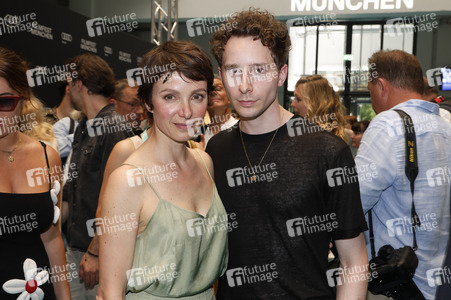 Festivaleröffnung mit Filmpremiere 'Zwei zu eins', Filmfest München 2024