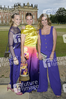 Marc Cain Fashion Show auf der Berlin Fashion Week S/S 2025 in Potsdam