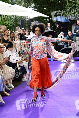 Anja Gockel Fashion Show auf der Berlin Fashion Week S/S 2025 in Berlin