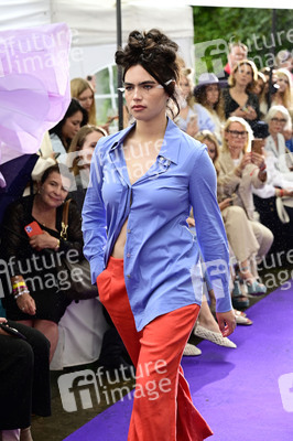 Anja Gockel Fashion Show auf der Berlin Fashion Week S/S 2025 in Berlin
