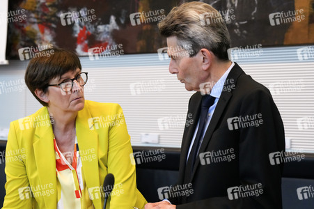 Fraktionssitzung der SPD-Bundestagsfraktion in Berlin