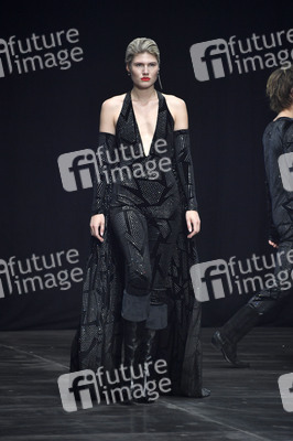 Kilian Kerner Fashion Show auf der Berlin Fashion Week S/S 2025 in Berlin