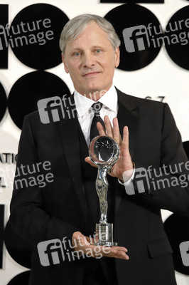 Eröffnung und Tribute Screening 'The Dead Don't Hurt', Karlovy Vary International Film Festival 2024