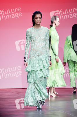 Marcel Ostertag Fashion Show auf der Berlin Fashion Week S/S 2025 in Berlin