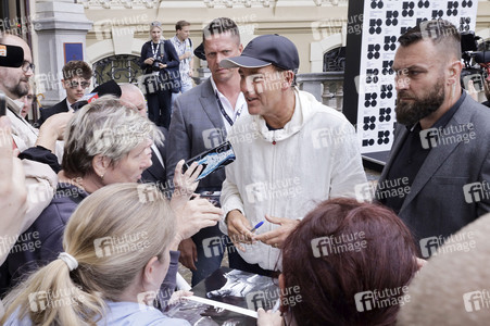 Ankunft von Clive Owen, Karlovy Vary International Film Festival 2024