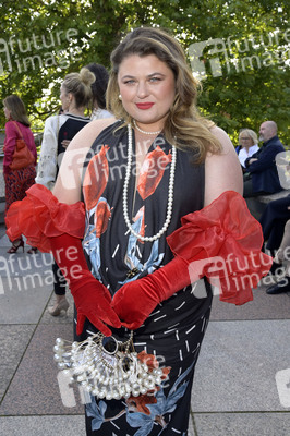 Dawid Tomaszewski Präsentation und Ausstellungseröffnung auf der Berlin Fashion Week S/S 2025 in Berlin