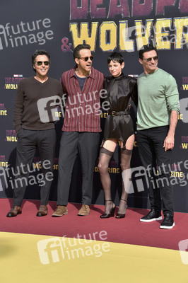 Fan-Screening 'Deadpool & Wolverine' in Berlin