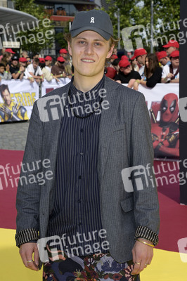 Fan-Screening 'Deadpool & Wolverine' in Berlin