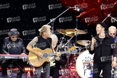 Konzert von Peter Maffay mit Band und Gästen in Hamburg