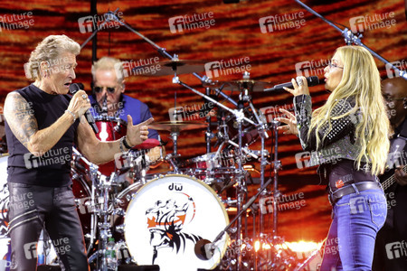 Konzert von Peter Maffay mit Band und Gästen in Hamburg