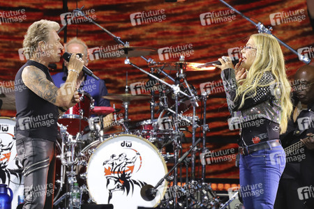 Konzert von Peter Maffay mit Band und Gästen in Hamburg