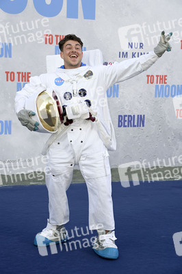 Filmpremiere 'To the Moon' in Berlin