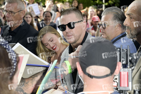 Filmpremiere 'To the Moon' in Berlin