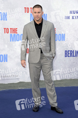 Filmpremiere 'To the Moon' in Berlin