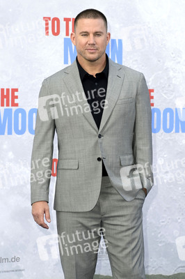 Filmpremiere 'To the Moon' in Berlin