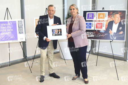 Präsentation der Roland Kaiser-Briefmarken in Bonn
