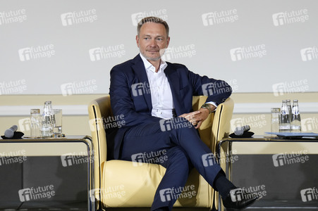 Veranstaltung 'Vereinfacht und Bürgernah - Expertenkommissionen präsentieren ihre Ergebnisse' in Berlin