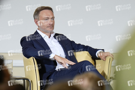 Veranstaltung 'Vereinfacht und Bürgernah - Expertenkommissionen präsentieren ihre Ergebnisse' in Berlin