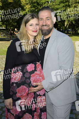 Jubiläumspremiere 'Cabaret - das Berlin-Musical' in Berlin