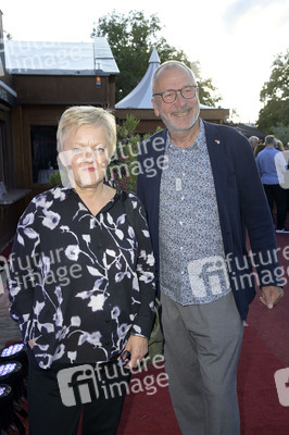 Jubiläumspremiere 'Cabaret - das Berlin-Musical' in Berlin
