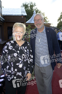 Jubiläumspremiere 'Cabaret - das Berlin-Musical' in Berlin