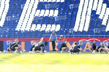 Training  zum Fußball EM-Qualifikationsspiel der Damen in Hannover