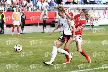 Frauenfußball-Länderspiel Deutschland gegen Österreich in Hannover