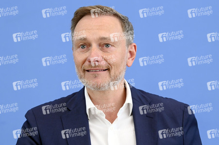 Bundespressekonferenz Regierungsentwurf für den Bundeshaushalt 2025 und Finanzplan bis 2028 in Berlin