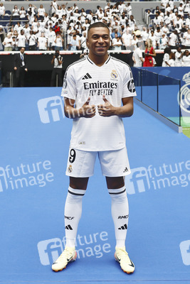 Präsentation von Kylian Mbappé als neuer Spieler von Real Madrid