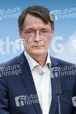 Pressekonferenz mit Karl Lauterbach in Berlin