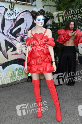 VIP-Premiere von 'Tim Burton's Labyrinth' in Berlin
