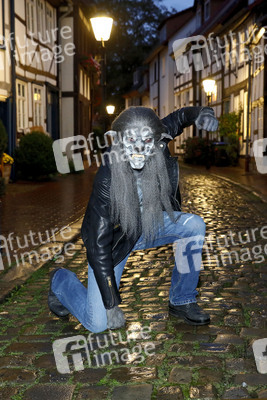 GEEK ART Collection No. 7 - Bodypainting and Transformaking