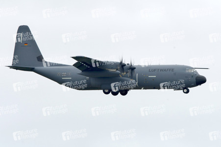 Luftstreitkräfte-Übungskomplex 'Pacific Skies 24' in Chitose