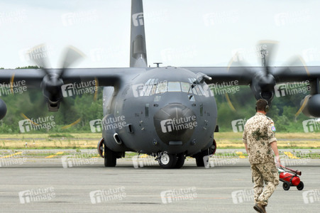 Luftstreitkräfte-Übungskomplex 'Pacific Skies 24' in Chitose