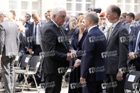 Gedenkveranstaltung zum 80. Jahrestag des Aufstands gegen Nationalsozialistische Gewaltherrschaft in Berlin